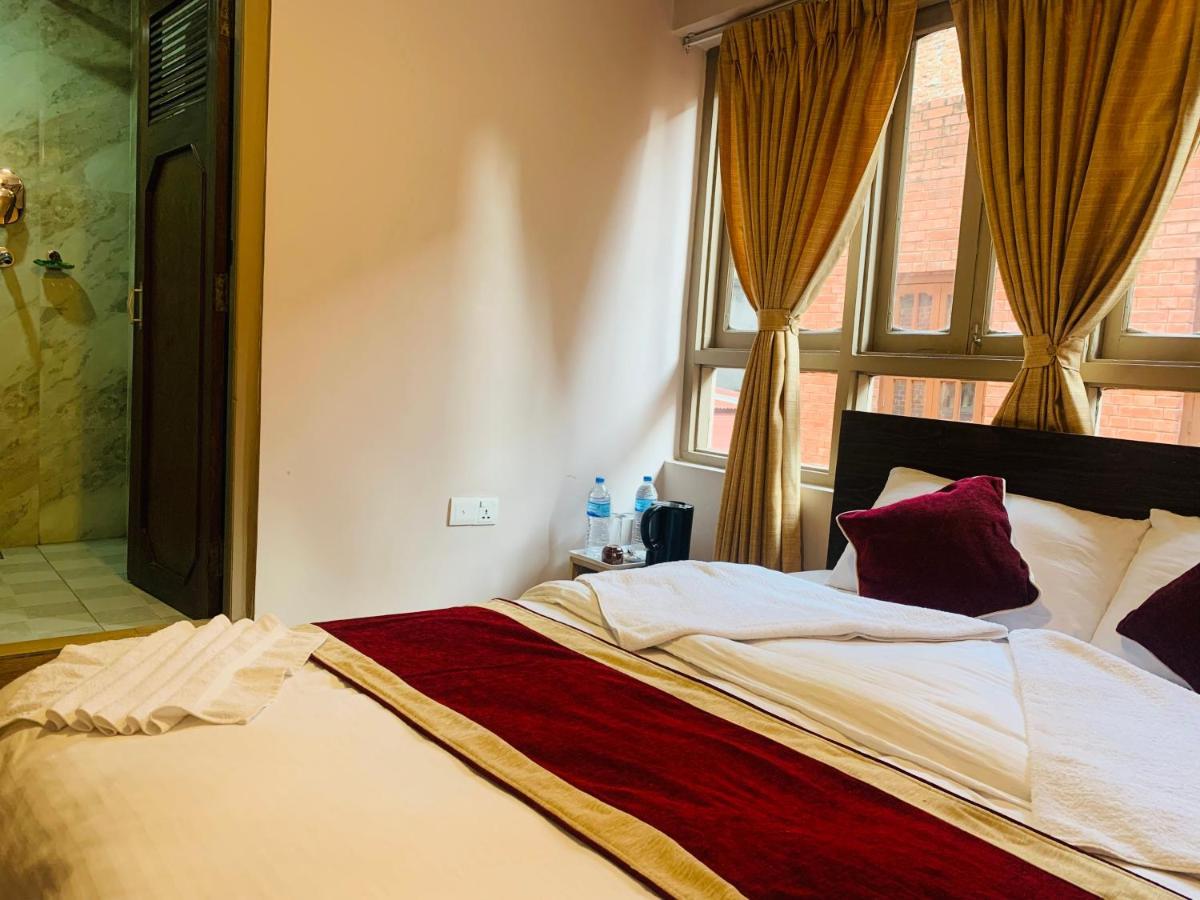 Hotel Central Bhatgoan Dış mekan fotoğraf