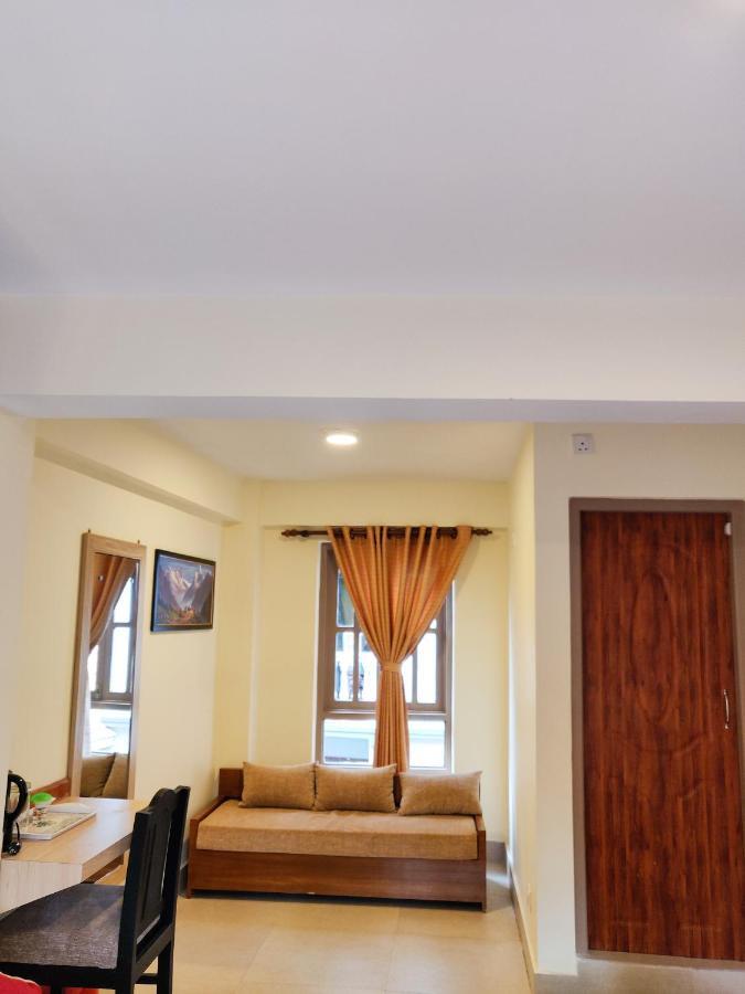 Hotel Central Bhatgoan Dış mekan fotoğraf