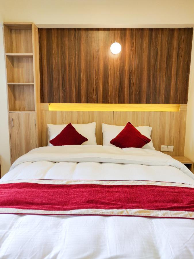 Hotel Central Bhatgoan Dış mekan fotoğraf