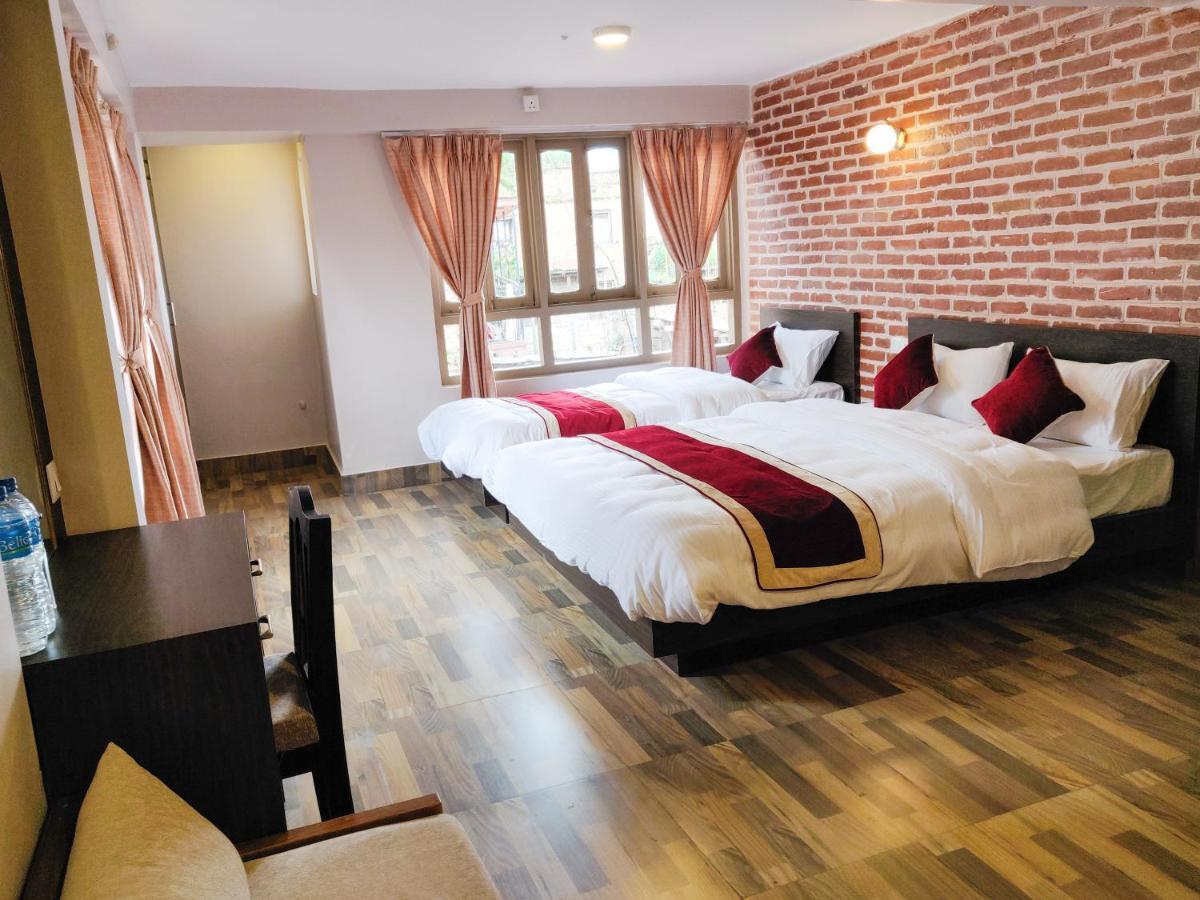 Hotel Central Bhatgoan Dış mekan fotoğraf