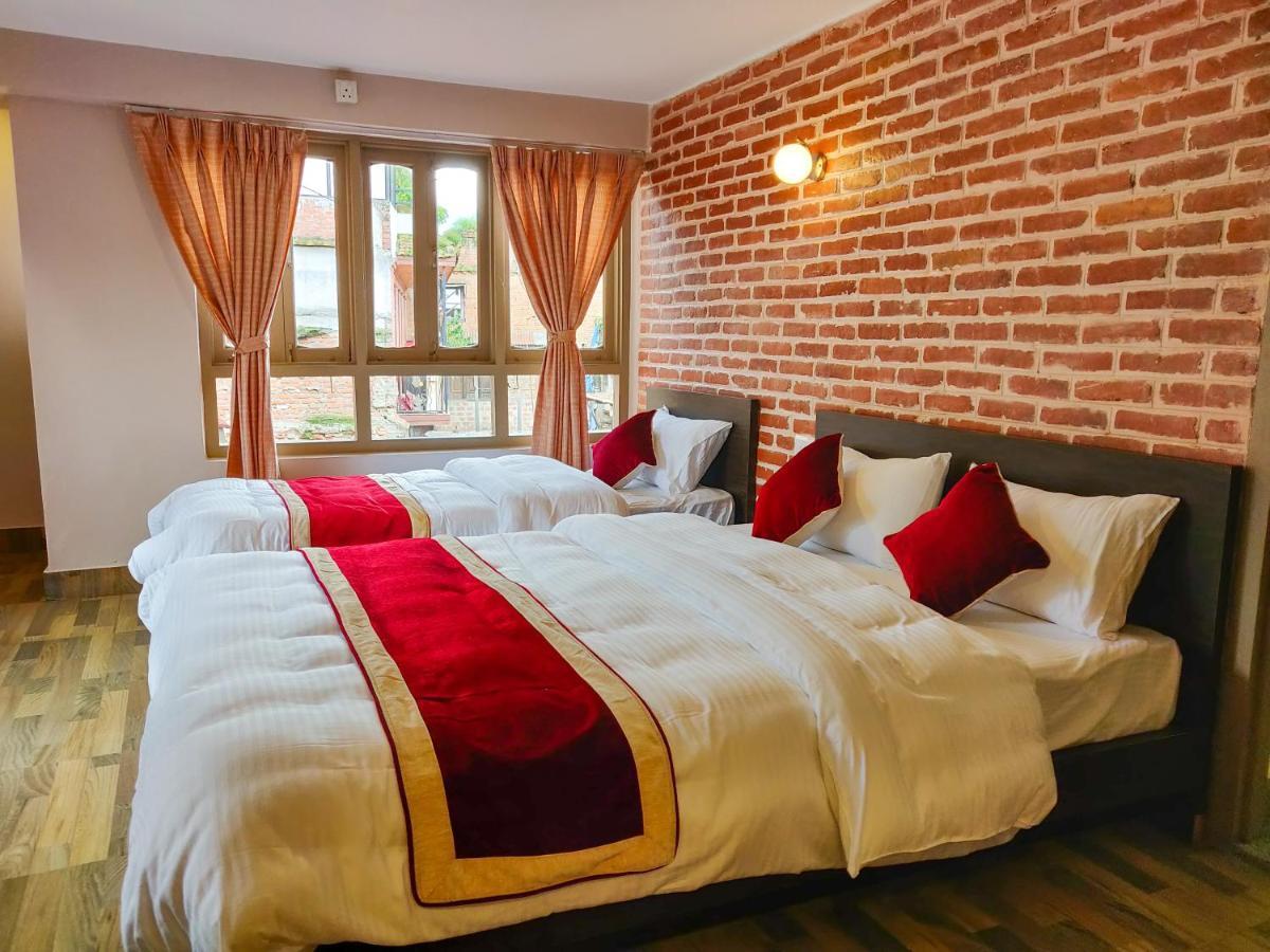 Hotel Central Bhatgoan Dış mekan fotoğraf