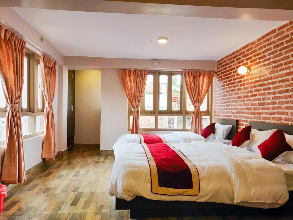 Hotel Central Bhatgoan Dış mekan fotoğraf