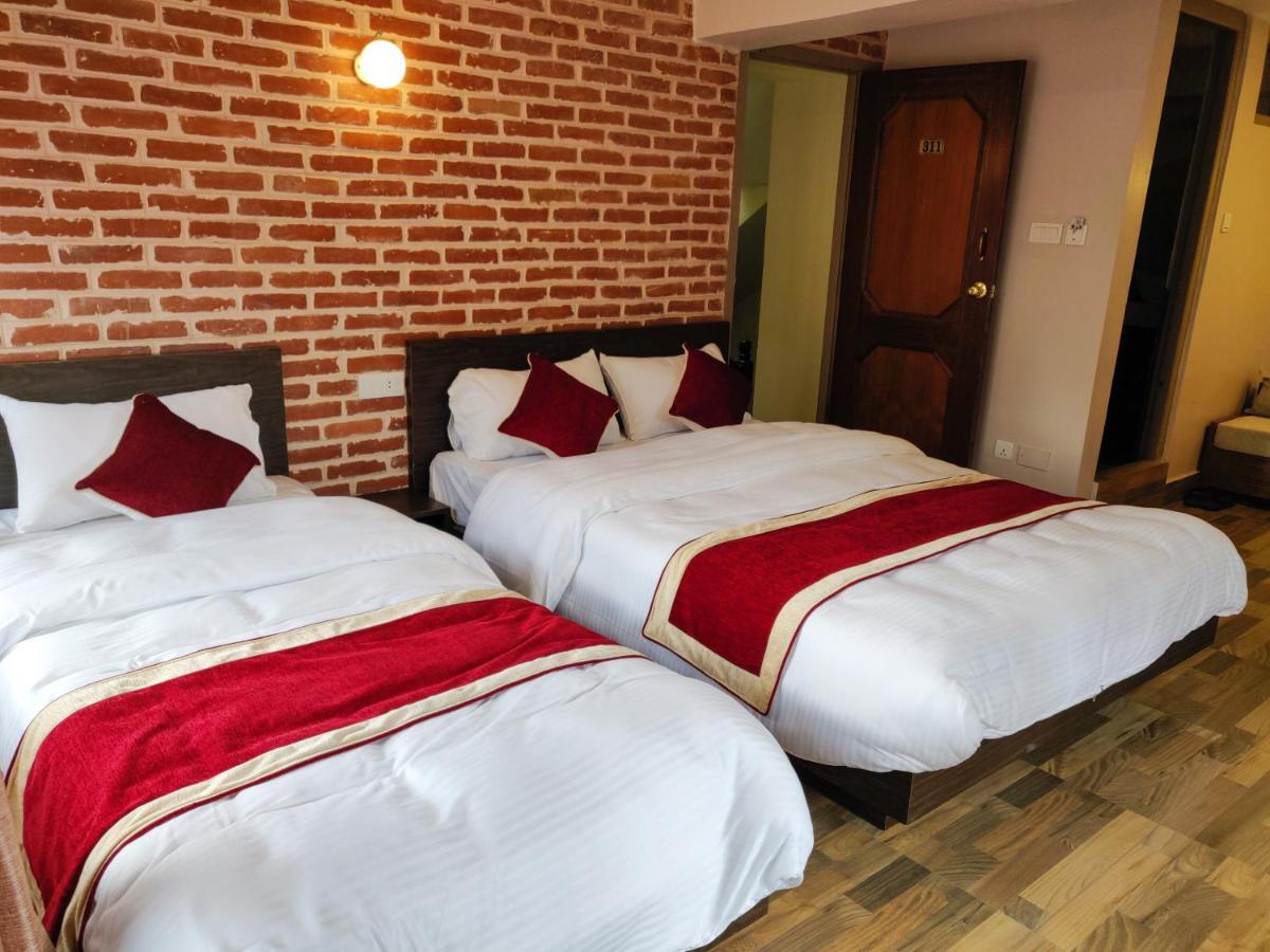 Hotel Central Bhatgoan Dış mekan fotoğraf