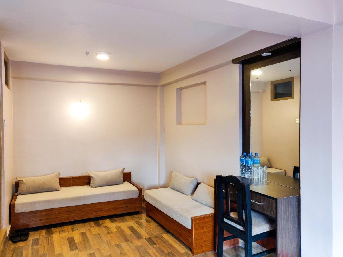 Hotel Central Bhatgoan Dış mekan fotoğraf